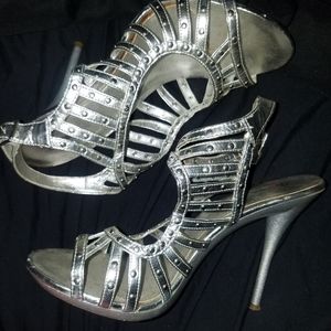 Promise Silver Heels 7.5